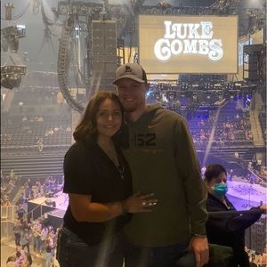 Meet your Posher, Carleigh